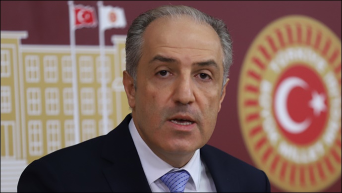 Mustafa Yeneroğlu: 