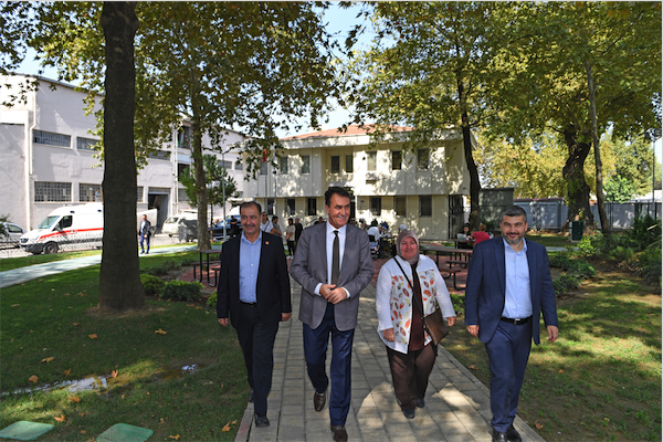 Osmangazi Belediyesi, Veysel Karani Mahalle Çocuk Parkı’nı yeniledi