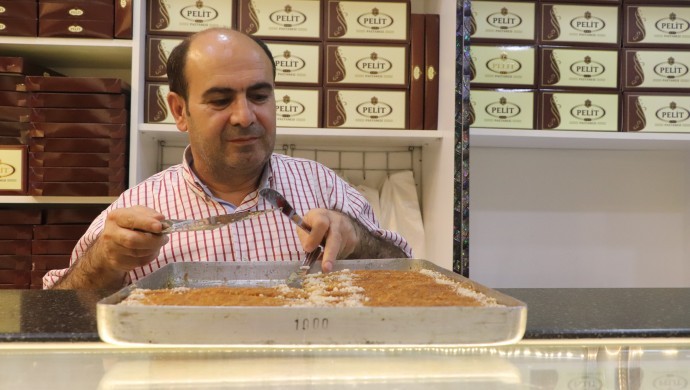 Pastaneciler zamlara karşı isyanda