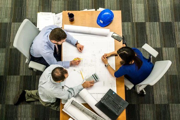 Pera Gayrimenkul'de yeni projeler için yetki