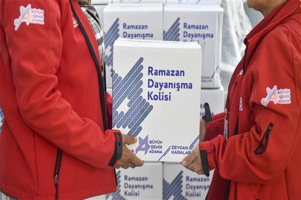 Ramazan kolileri  ihtiyaç sahiplerine ulaştırılıyor
