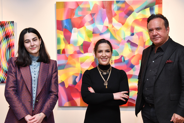Renklerin içinde 'Saklambaç'