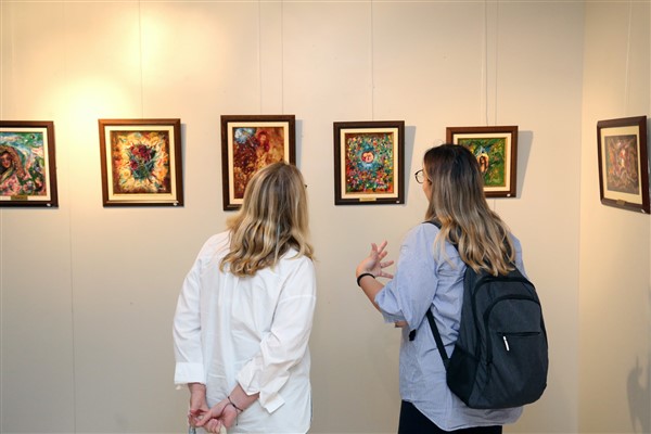 Ressam Aşık, ‘Gün Dökümleri'ni sanatseverlerle buluşturdu
