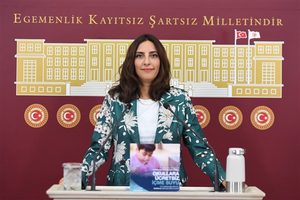 Rızvanoğlu: “Okullara su çeşmeleri konsun, çocuklarımız ücretsiz suya erişebilsin”