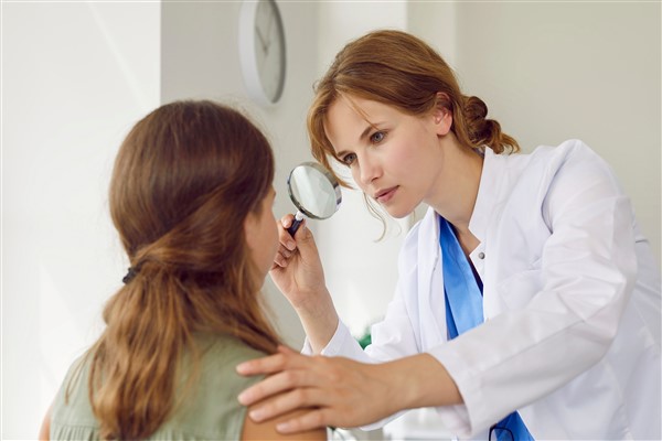 Rosacea, kişiye özel uygulanacak doğru tedavilerle kontrol altına alınabiliyor