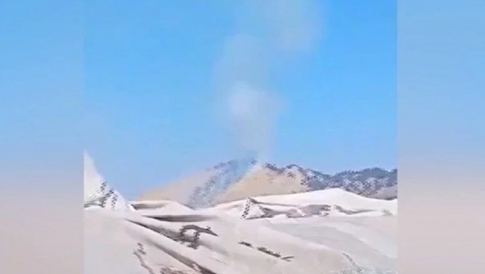 Rus uçağı Afganistan'da düştü