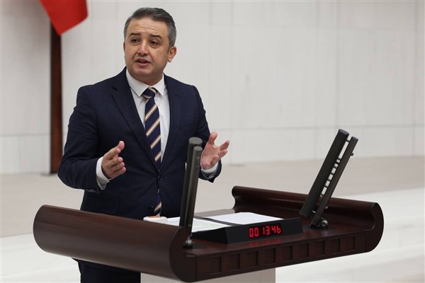 Şahin: 