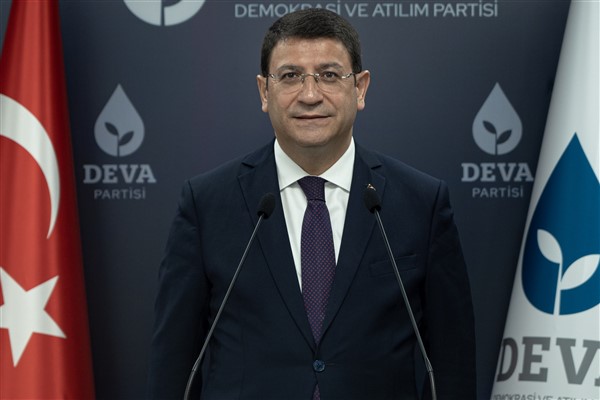 Şahin: 