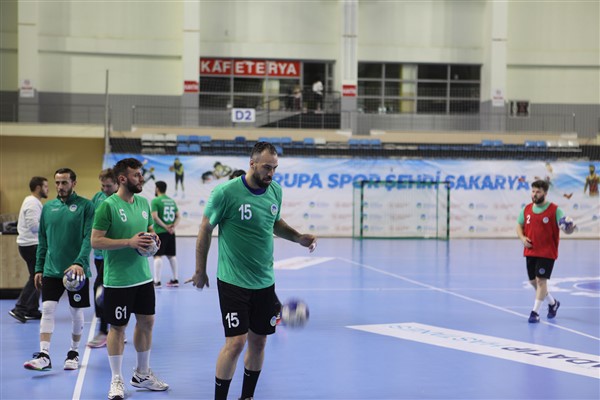Sakarya Büyükşehir Hentbol Takımı, Beşiktaş Yurtbay Seramik ile karşılaşacak 