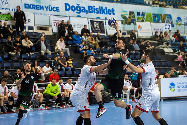 Sakarya Büyükşehir SK, Mihalıççık SK'yı mağlup etti