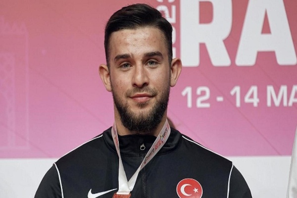 Sakarya büyükşehir sporcusu Avrupa yolcusu 
