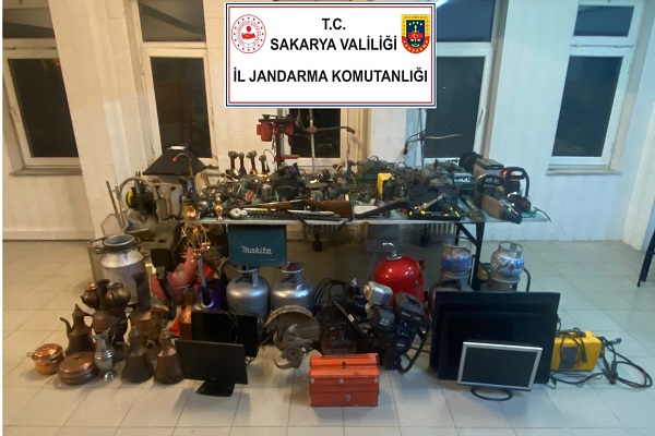 Sakarya'da organize hırsızlık suç şebekesi çökertildi