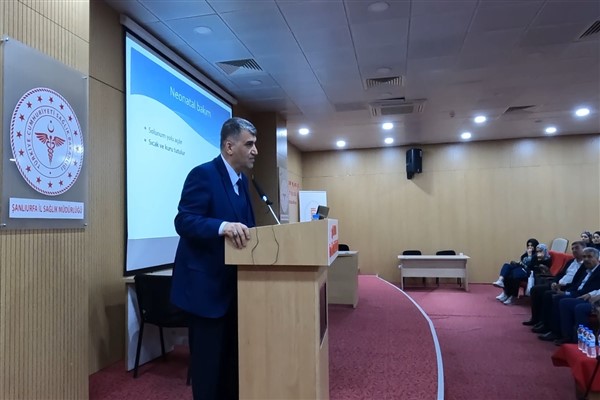 Şanlıurfa'da 400 ebeye eğitim verildi