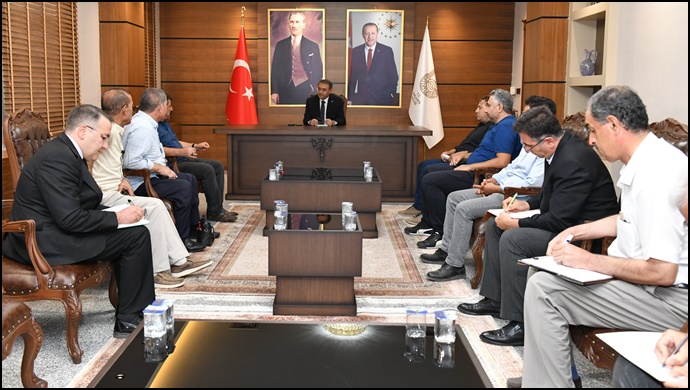 Şanlıurfa Valisi Şıldak muhtarlarla bir araya geldi
