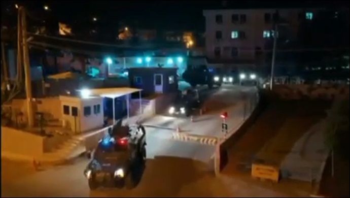 Şanlıurfa'da çeşitli suçlardan aranan şahıslara operasyon: 15 gözaltı
