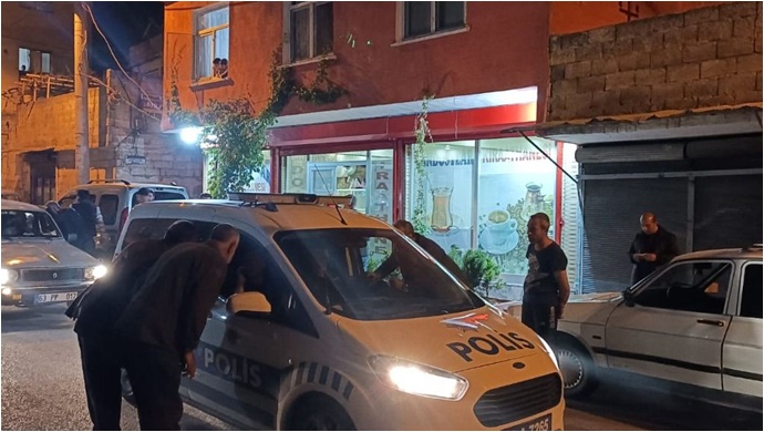 Şanlıurfa’da kıraathane tarandı:1'i ağır 3 yaralı