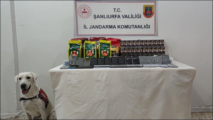 Şanlıurfa'da onlarca kaçak telefon ele geçirildi