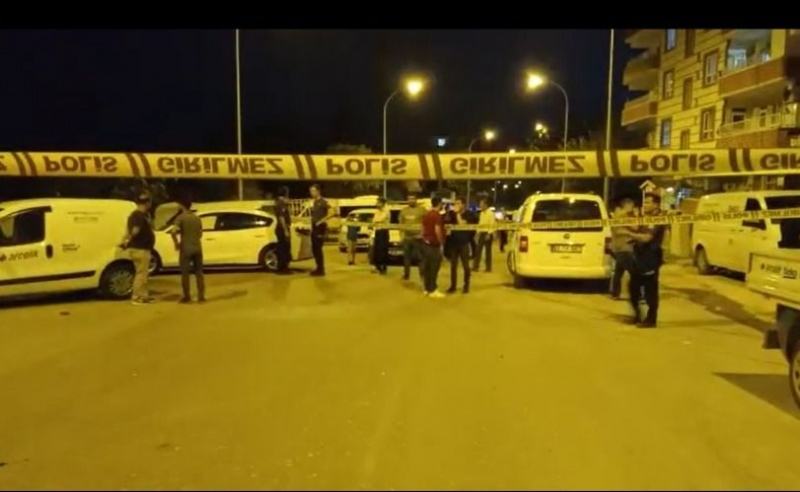 Şanlıurfa'da otomobilden başka bir otomobile ateş açıldı: 3 yaralı