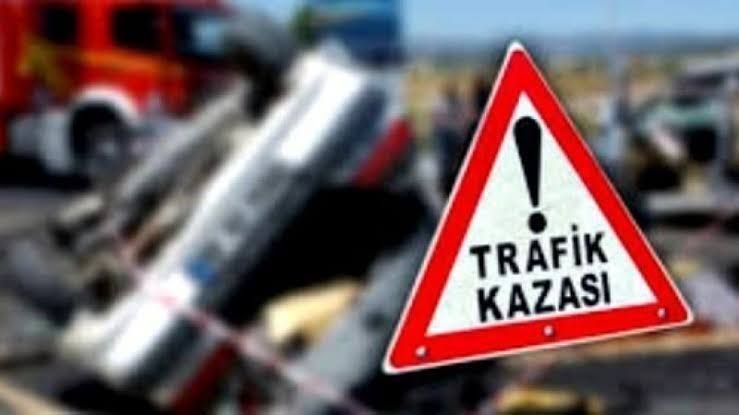 Şanlıurfa'da Otomobil İle Tır çarpıştı: 2 yaralı