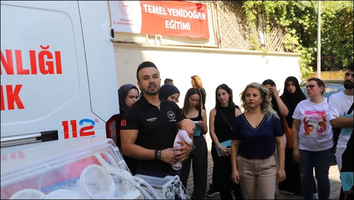 Şanlıurfa'da Sağlık personeline ‘Temel Yenidoğan Bakımı Eğitimi’ verildi