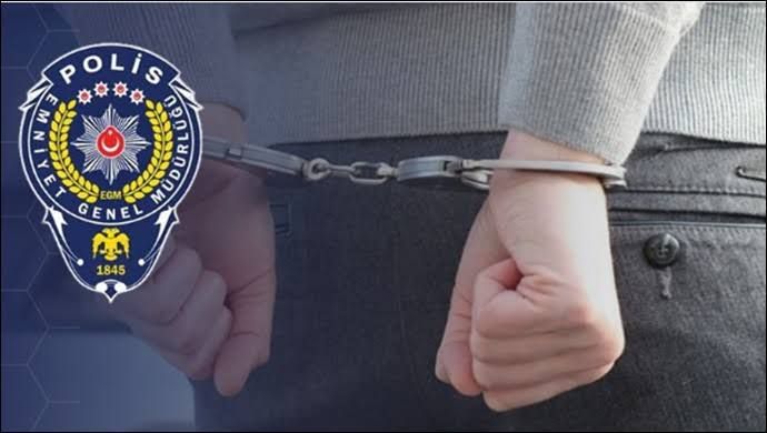 Şanlıurfa'da sokak satıcılarına operasyon 4 gözaltı