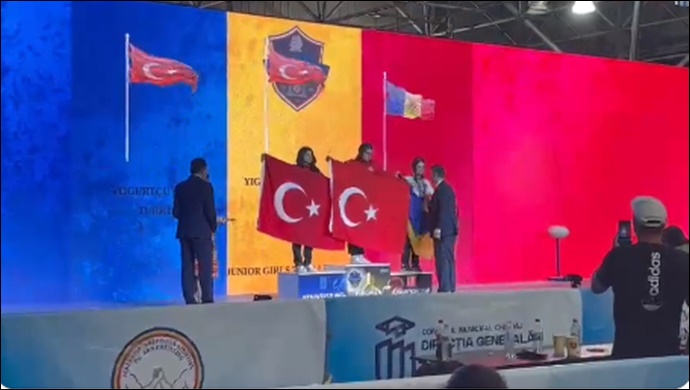 Şanlıurfalı Bilek Güreşçisi Berfin Yoğurtçu, Avrupa 2.'si oldu 