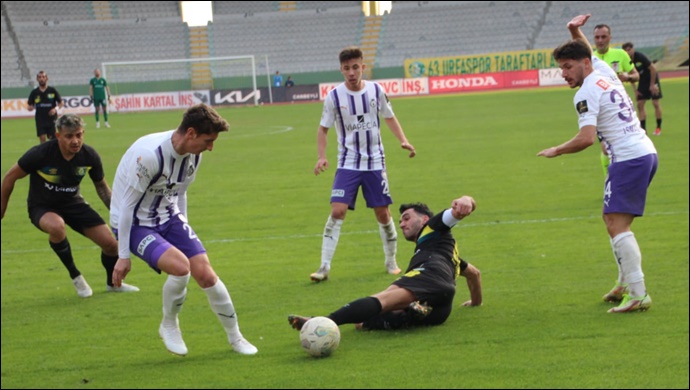 Şanlıurfaspor kendi evinde Afyonspor 'a yenildi