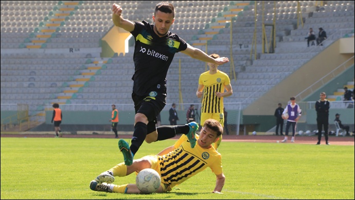 Şanlıurfaspor, Tarsus İdman Yurdu Spor'u 11- 0 mağlup etti