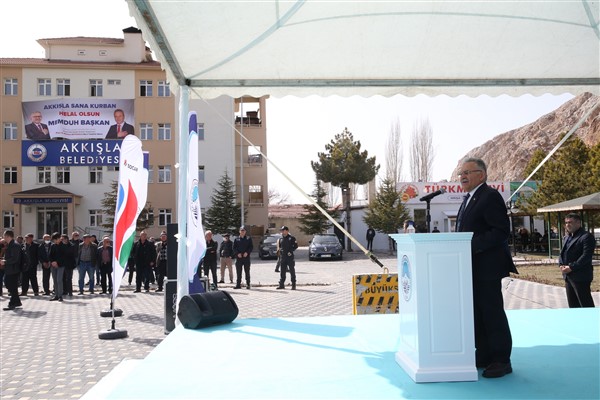 Sarıoğlan ve Akkışla'da doğalgaz heyecanı yaşanıyor