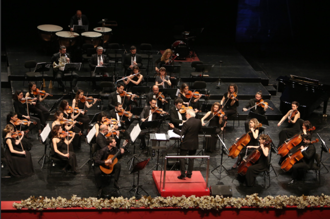Senfoni orkestrasından gençlere bayram hediyesi