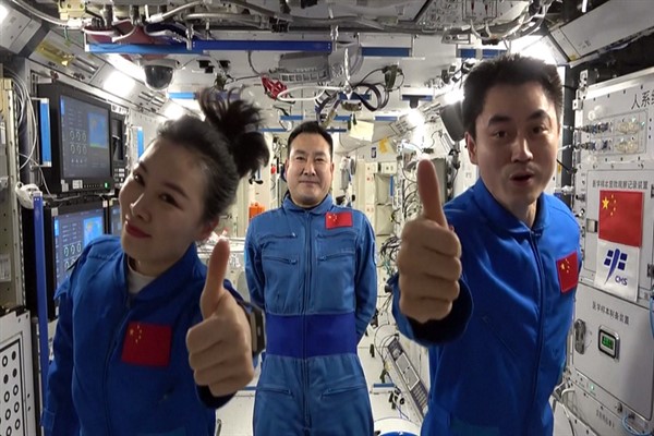 Shenzhou-13 dünyaya dönmeye hazır