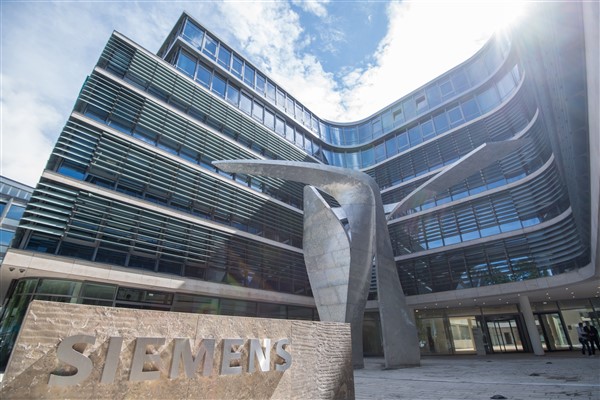Siemens güçlü büyüme ivmesini 2023 yılının ikinci çeyreğinde de sürdürdü