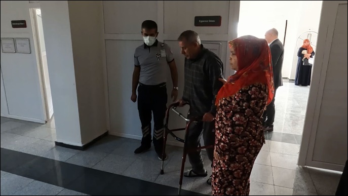 Siverek Devlet Hastanesi Fizik Tedavi Ünitesinde Gece Mesaisi-(VİDEO)