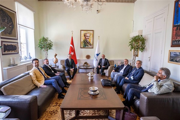 Soyer: ''Önemli olan müzakere masasının kurulmuş olmasıdır”