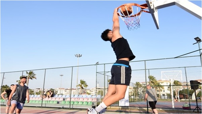 Streetball coşkusu Aliağa’da