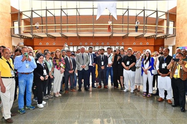 Suluboya Festivali barış mesajlarıyla başladı