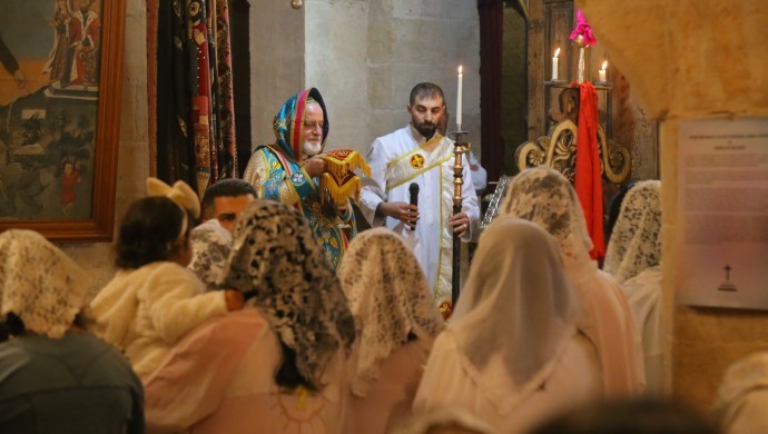 Süryaniler paskalya bayramını kutladı