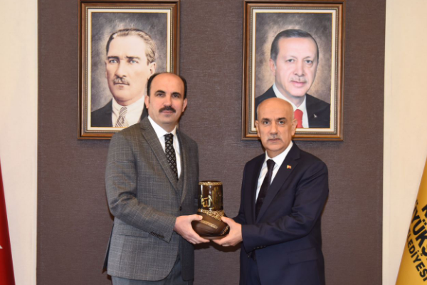Tarım ve Orman Bakanı Kirişçi,Başkan Altay’ı ziyaret etti