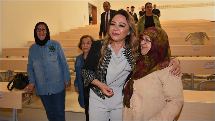 Tazelenme Üniversitesi’nde İlk Ders Heyecanı