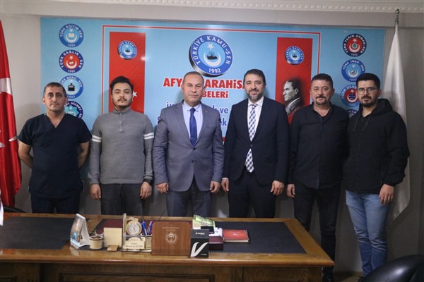 TBMM Kamu Denetçisi Özgür, Türkiye Kamu-Sen İl Temsilciliğini ziyaret etti