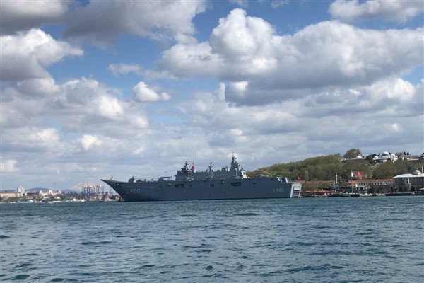 TCG Anadolu, Sarayburnu Limanı’ndan ayrıldı