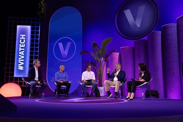 Togg, Avrupa’nın en büyük teknoloji etkinliği VivaTech’te start-up’larla buluştu