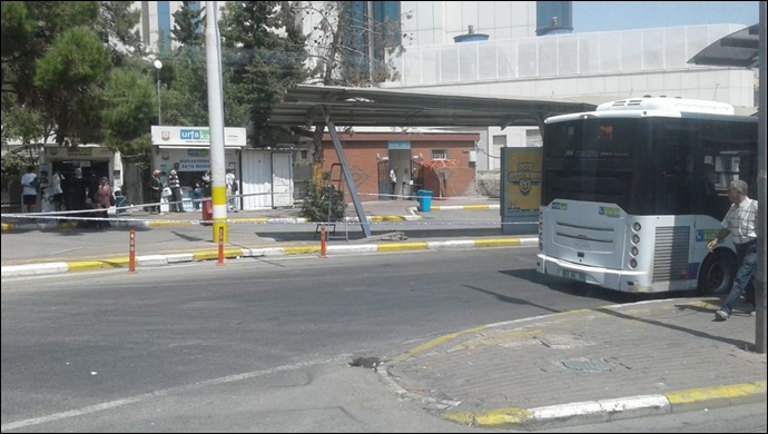 Toplama merkezindeki durak, tehlike saçıyor..