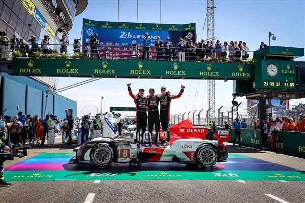 Toyota Le Mans 24 Saat’te arka arkaya beşinci zaferini kazandı