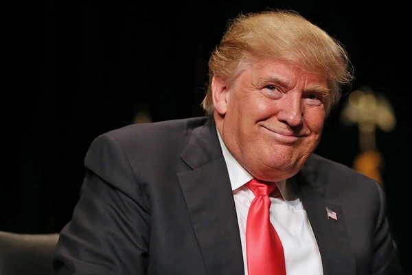 Trump, Kamala Harris'i destekleyen sendika liderini ''aptal bir kişi'' olarak nitelendirdi