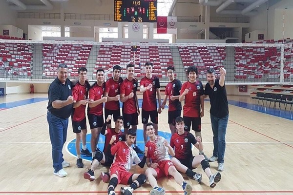Turgutlu Belediyespor’un Yıldız Erkekleri Türkiye Şampiyonası için Mersin’de