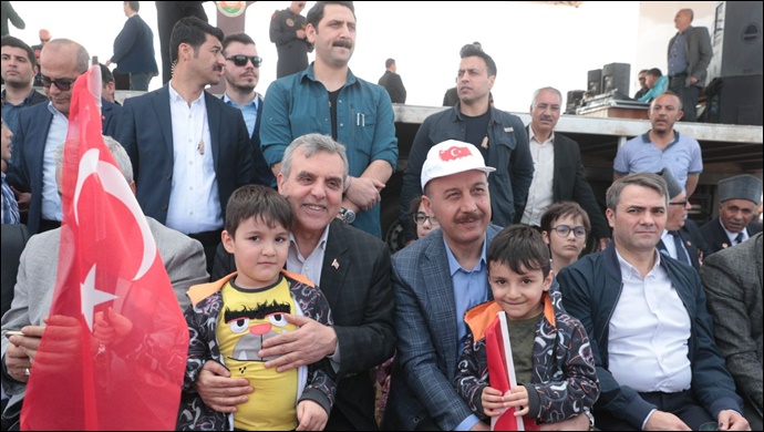 Türk yıldızlarından Şanlıurfa semalarında nefes kesen gösteri-(VİDEO)