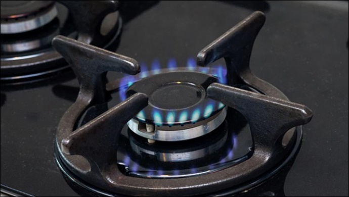 Türkiye: Elektrik, doğalgaz fiyatları yüzde 50’ye varan oranlarda artırıldı