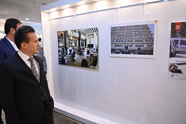 Tuzla’da 15 Temmuz Demokrasi ve Milli Birlik Günü’ne özel fotoğraf sergisi