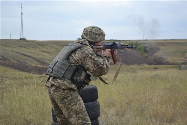 Ukrayna Silahlı Kuvvetleri'ndeki kadın sayısı 62 bin 62'ye yükseldi